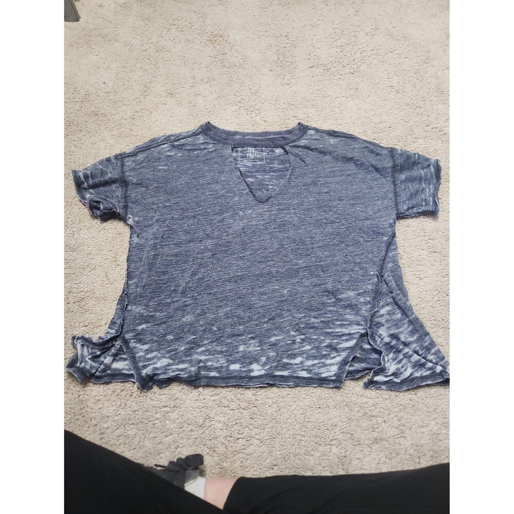 We The Free distressed tshirt